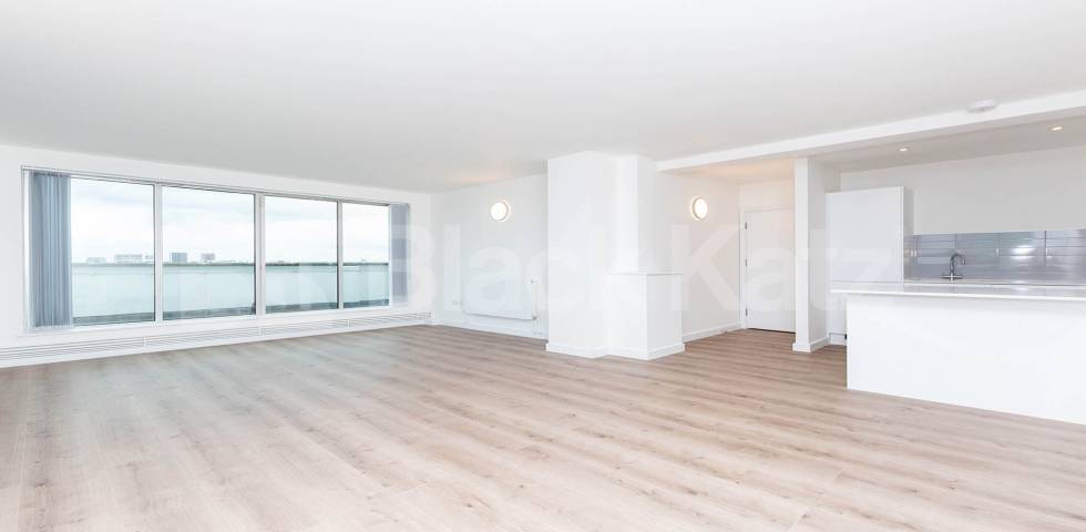 			Roof Terrace, 2 Bedroom, 1 bath, 1 reception Apartment			 ABILITY VIEW-KINGSLAND ROAD, HOXTON - SHOREDITCH